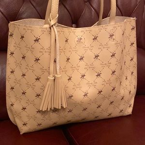 Beautiful beige polo sport print tote